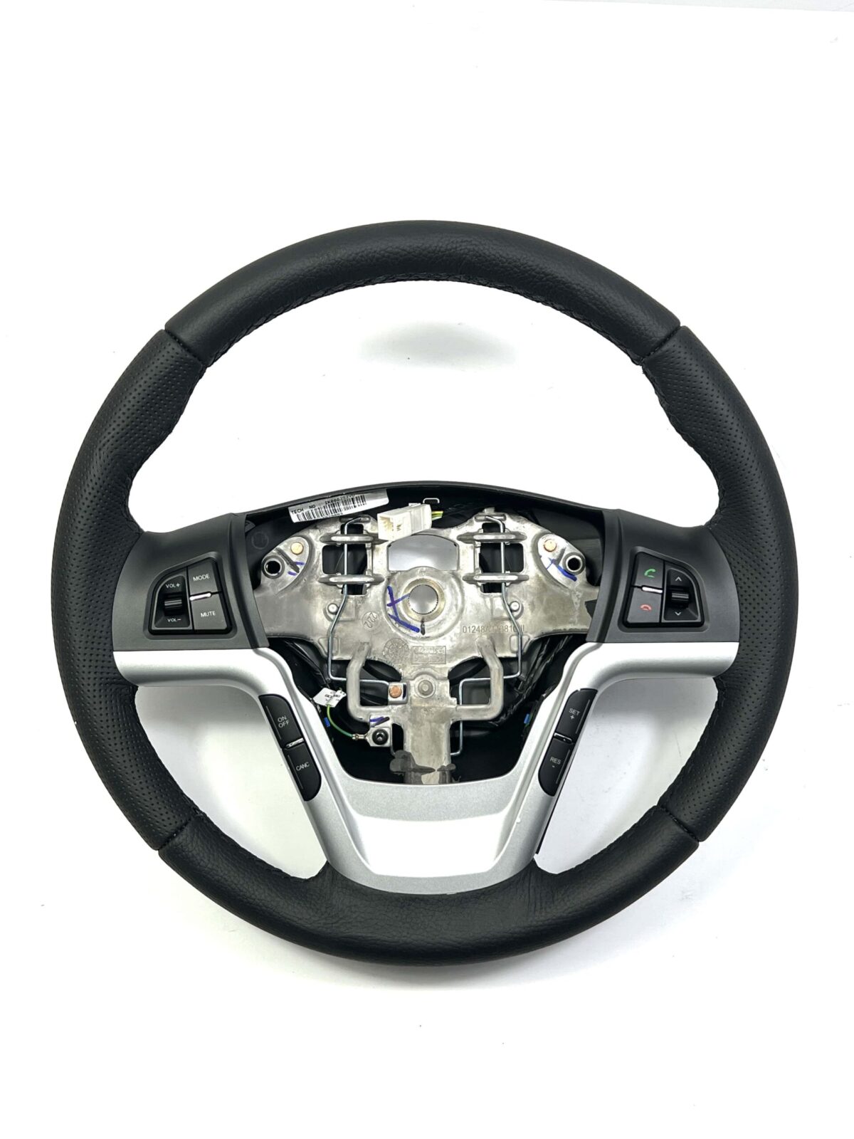 غربیلک فرمان 207 چرمی با کلیدهای کنترلی - Image 1